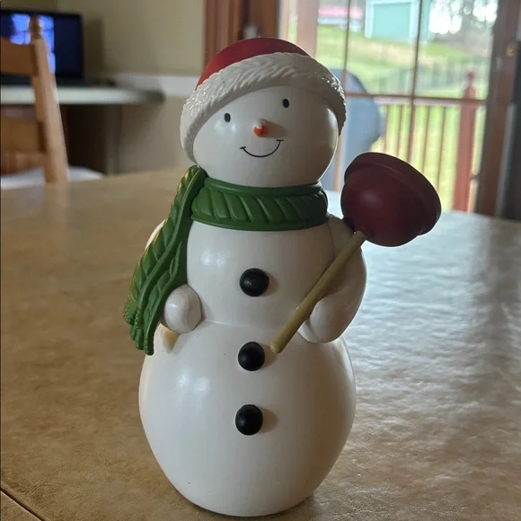 Hallmark Snowman Talking Plumber Jolly the John - Picture 3 of 6
